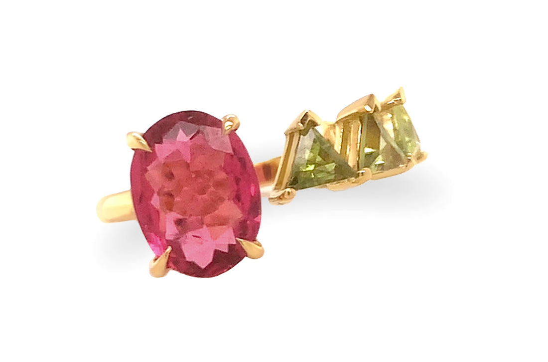 Ring 18kt Gold Oval Rubellite &amp; Green Sapphires