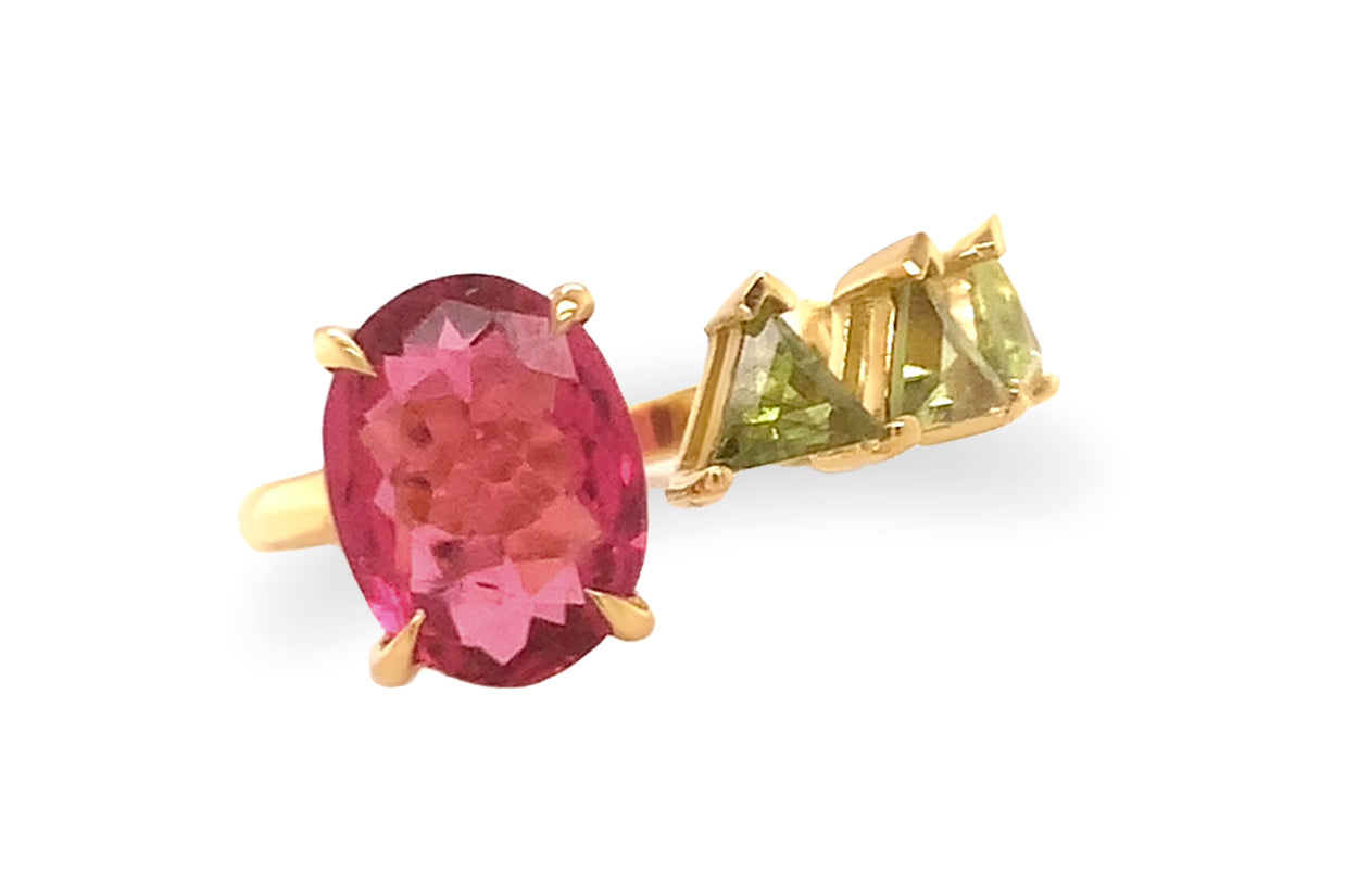 Ring 18kt Gold Oval Rubellite &amp; Green Sapphires