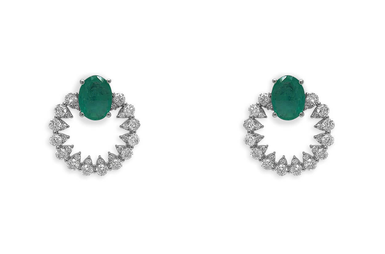 Earrings 18kt Gold Oval Emeralds &amp; Diamonds Open Circle