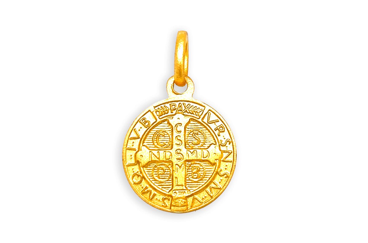 Medal 18kt Solid Gold Saint Benedict Pendant - Diamond Tales Fine Jewelry