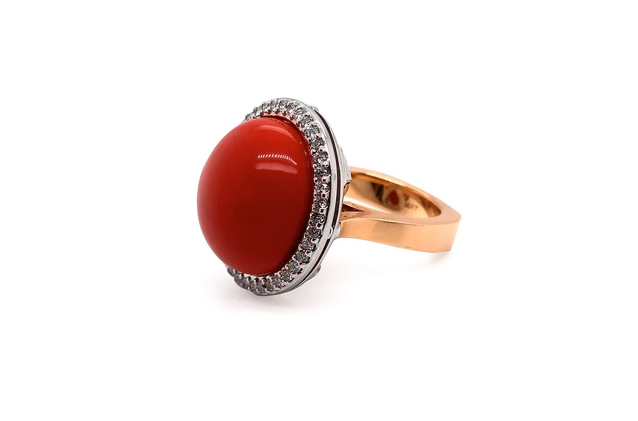 Ring 18kt Gold Coral &amp; Diamonds - Diamond Tales Fine Jewelry