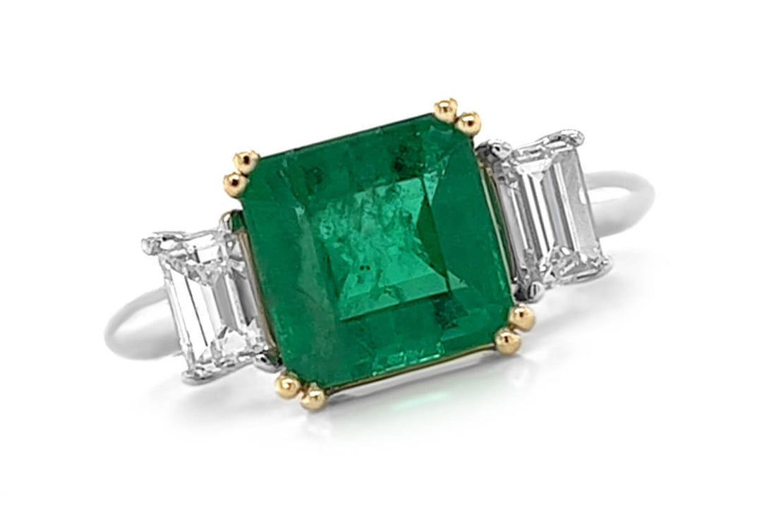 Ring 18kt Gold GIA Octagonal Emerald &amp; 2 Emerald Cut Diamonds - Diamond Tales Fine Jewelry