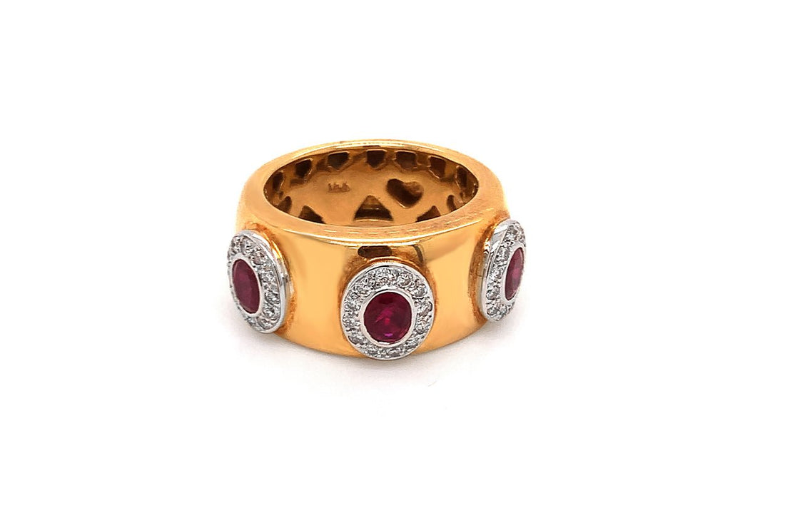 Ring 18kt Oval Rubies &amp; Diamonds - Diamond Tales Fine Jewelry