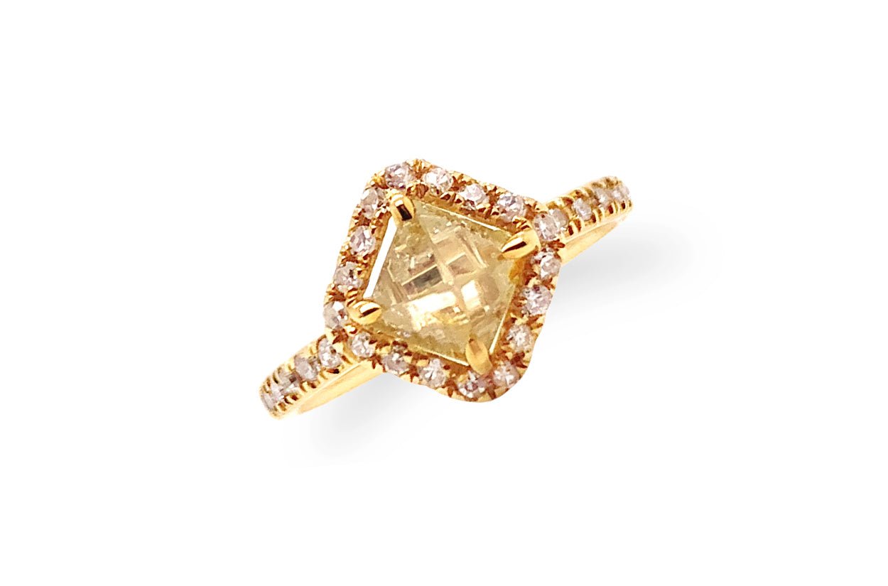Ring 18kt Yellow Gold &amp; Rough Diamond - Diamond Tales Fine Jewelry