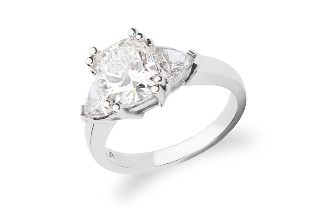 Ring Platinum 2 Trillions &amp; Cushion Diamond 2.01 cts GIA G SI2 - Diamond Tales Fine Jewelry